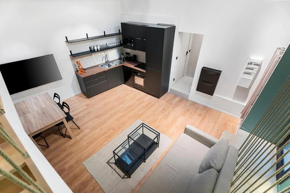 Loft Spacieux Pour 10 Personnes Avec Terrasse Nice France