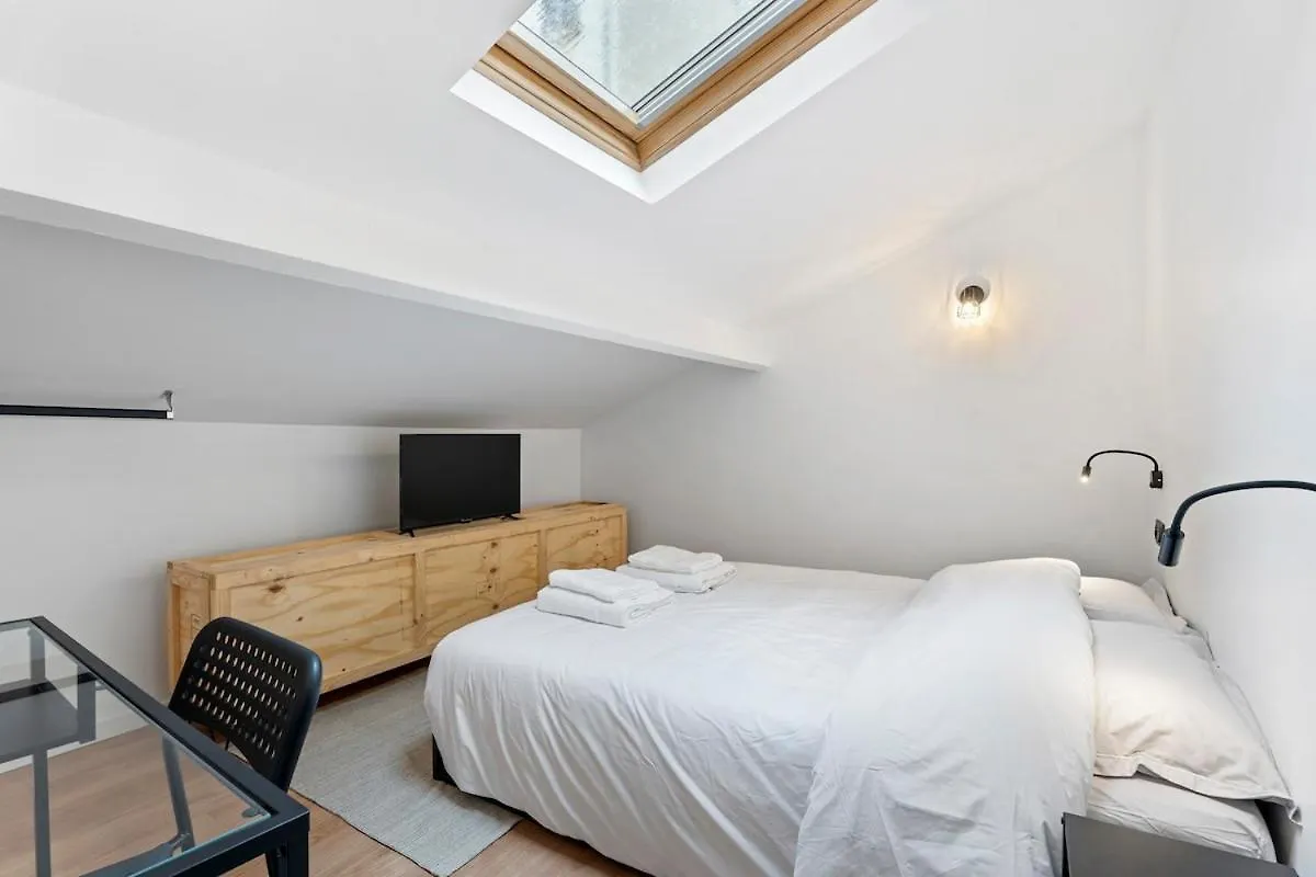 Loft Spacieux Pour 10 Personnes Avec Terrasse Nice